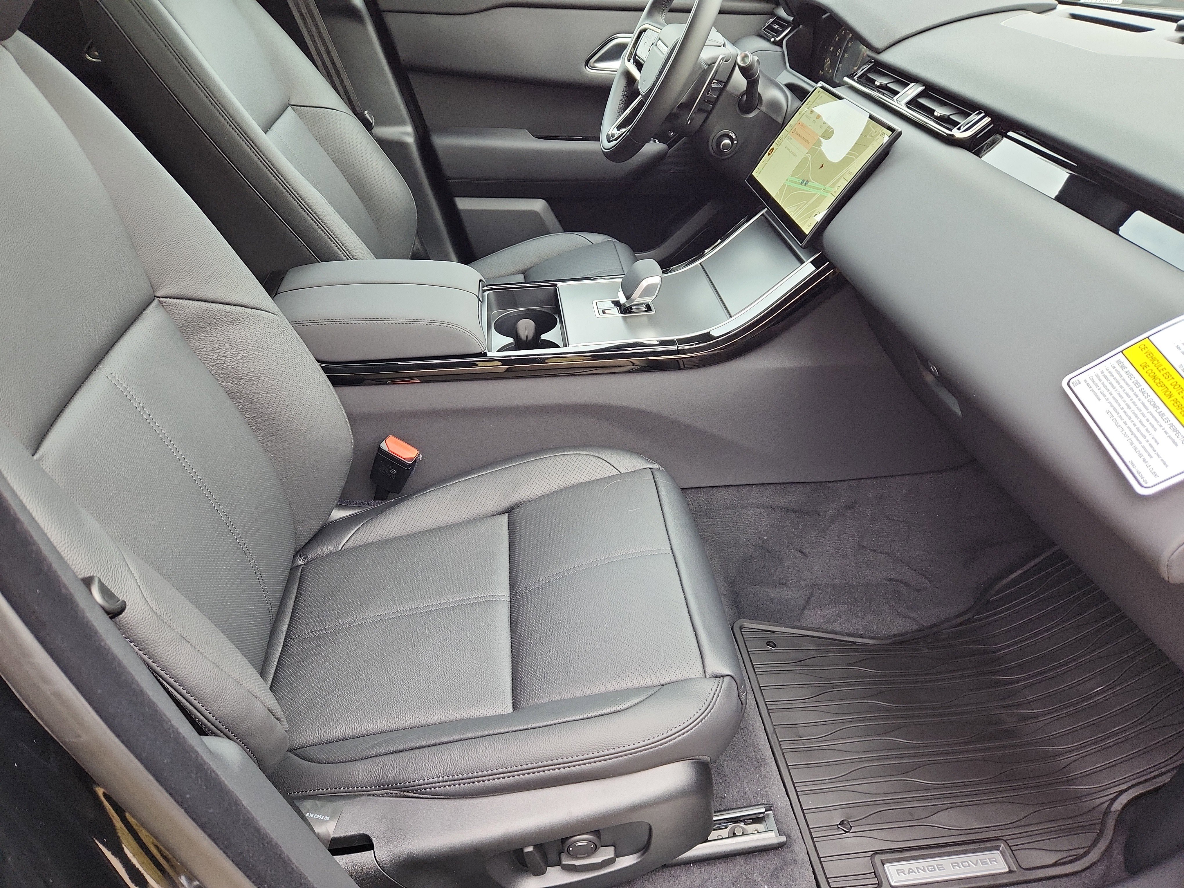 Used 2026 Land Rover Range Rover Velar S image 3