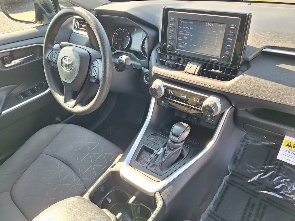 Used 2022 Toyota RAV4 XLE w/ Convenience Package FWD image 24