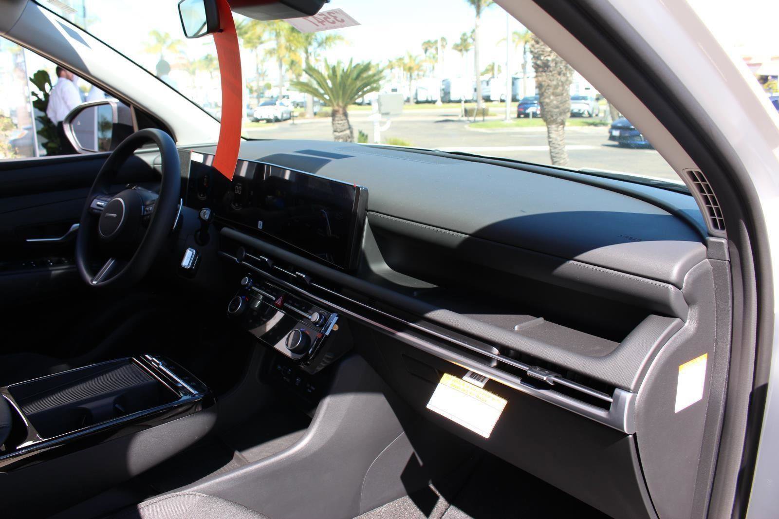 Used 2026 Hyundai Tucson Blue SE image 16