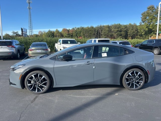 New 2026 Toyota Prius Plug-In Hybrid image 8