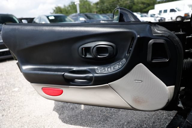 Used 2001 Chevrolet Corvette Convertible w/ Preferred Equipment Group2 RWD image 34