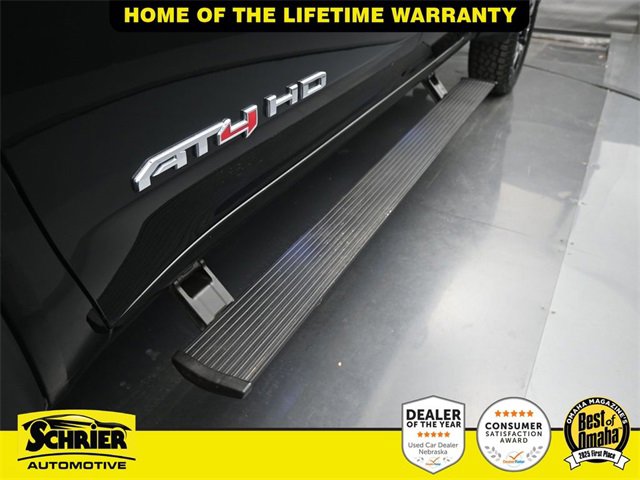 Used 2022 GMC Sierra 2500 AT4 image 51