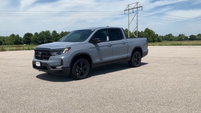 New 2026 Honda Ridgeline Black Edition image 4