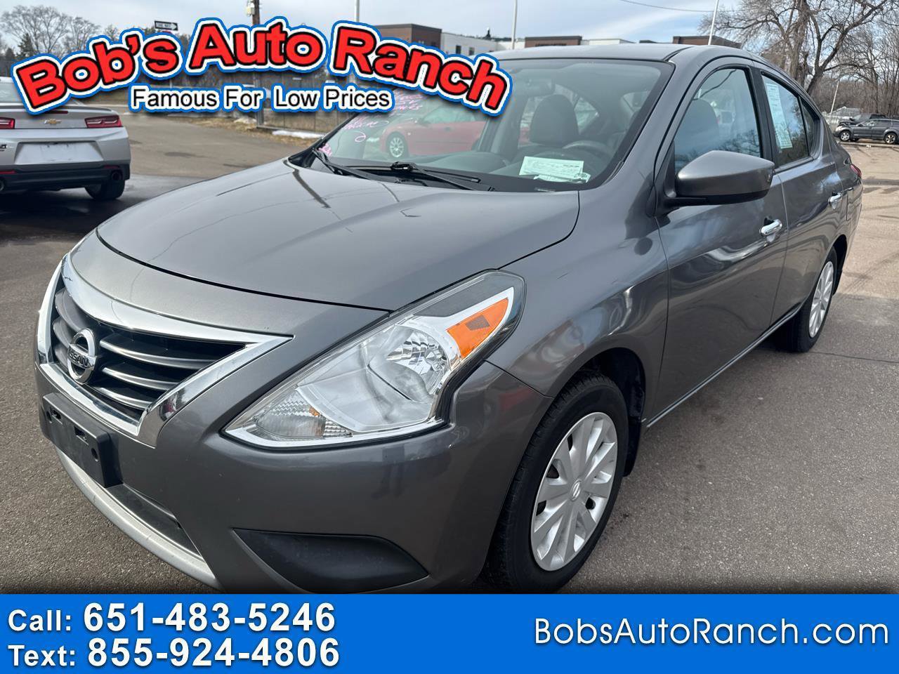 Used 2017 Nissan Versa SV image 1