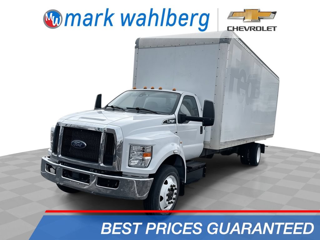 Used 2023 Ford F650 2WD Regular Cab Super Duty image 1