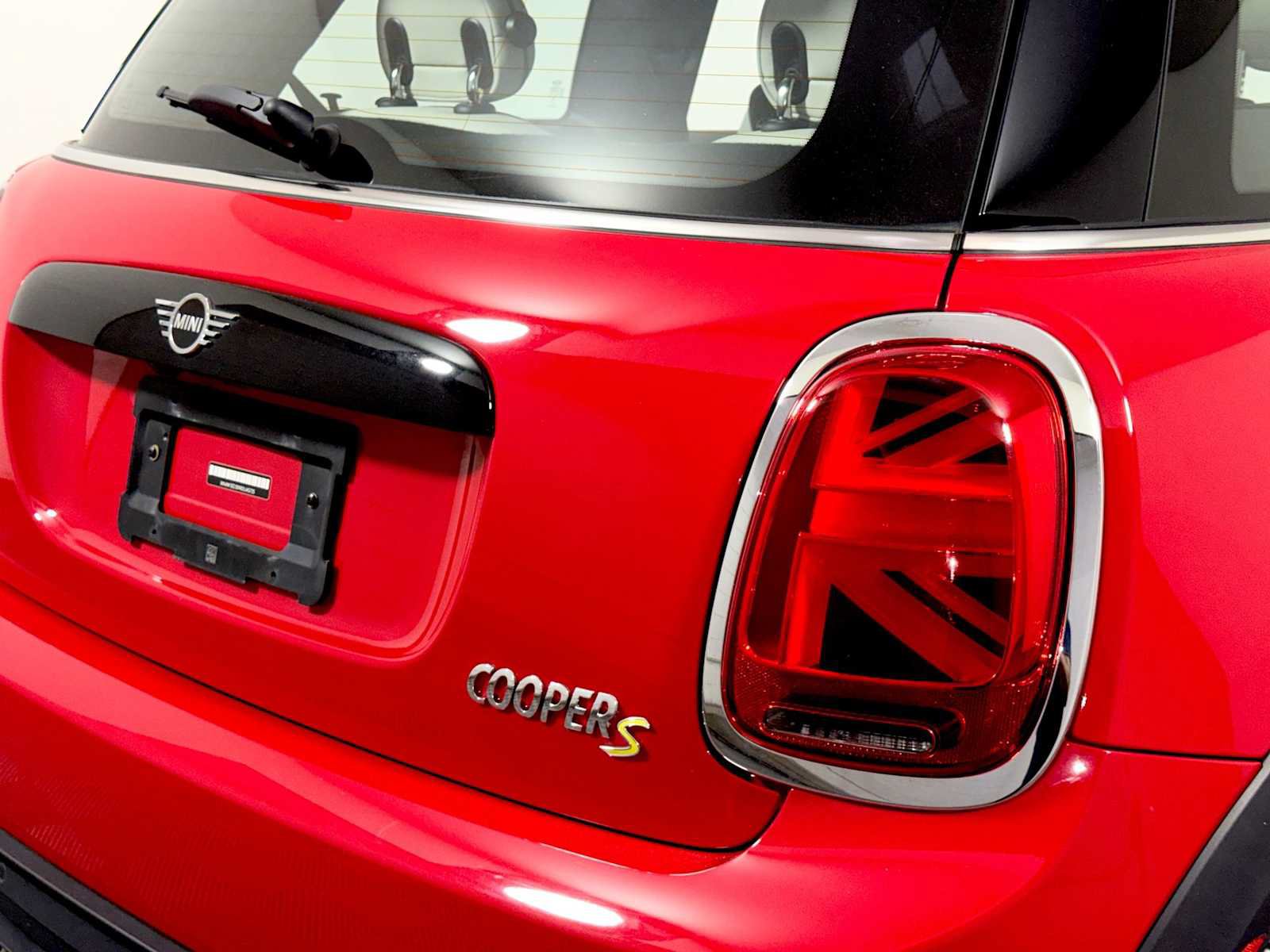 Used 2024 MINI Cooper SE FWD image 28