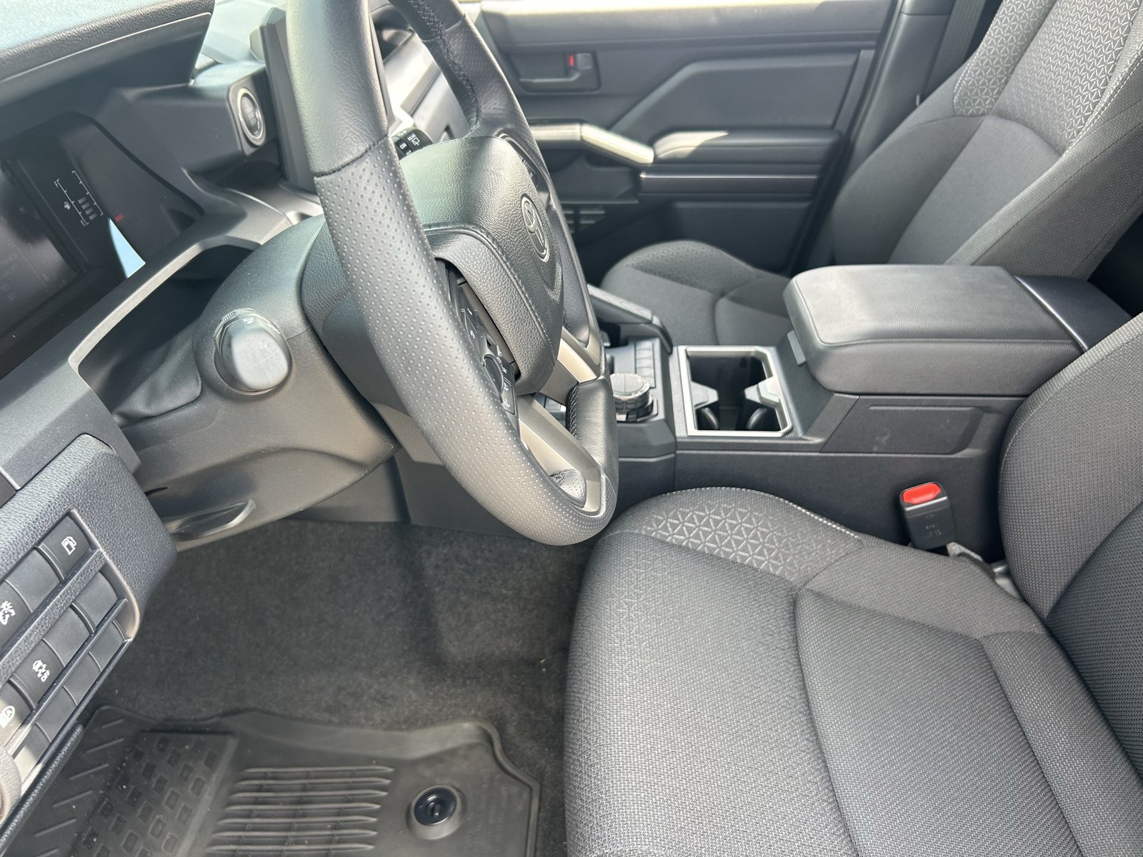 Used 2026 Toyota 4Runner SR5 AWD/4WD image 28