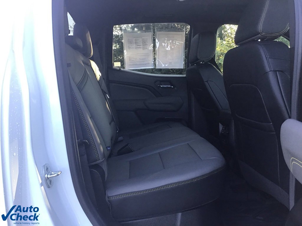 Used 2025 Chevrolet Colorado ZR2 w/ Technology Package image 19