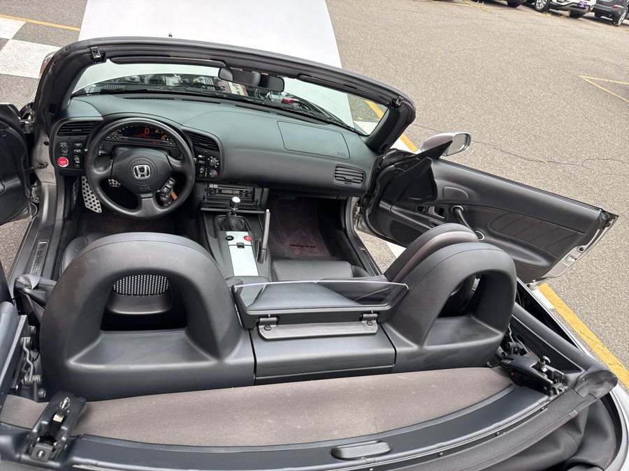 Used 2004 Honda S2000 image 64