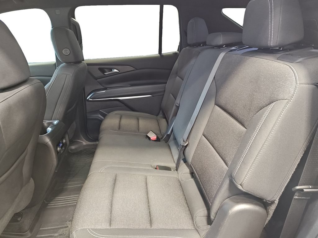 Used 2024 Chevrolet Traverse LS FWD image 13
