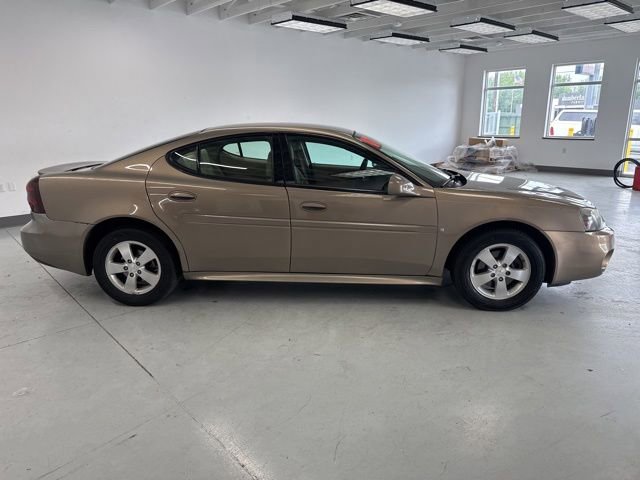 Used 2007 Pontiac Grand Prix FWD image 14