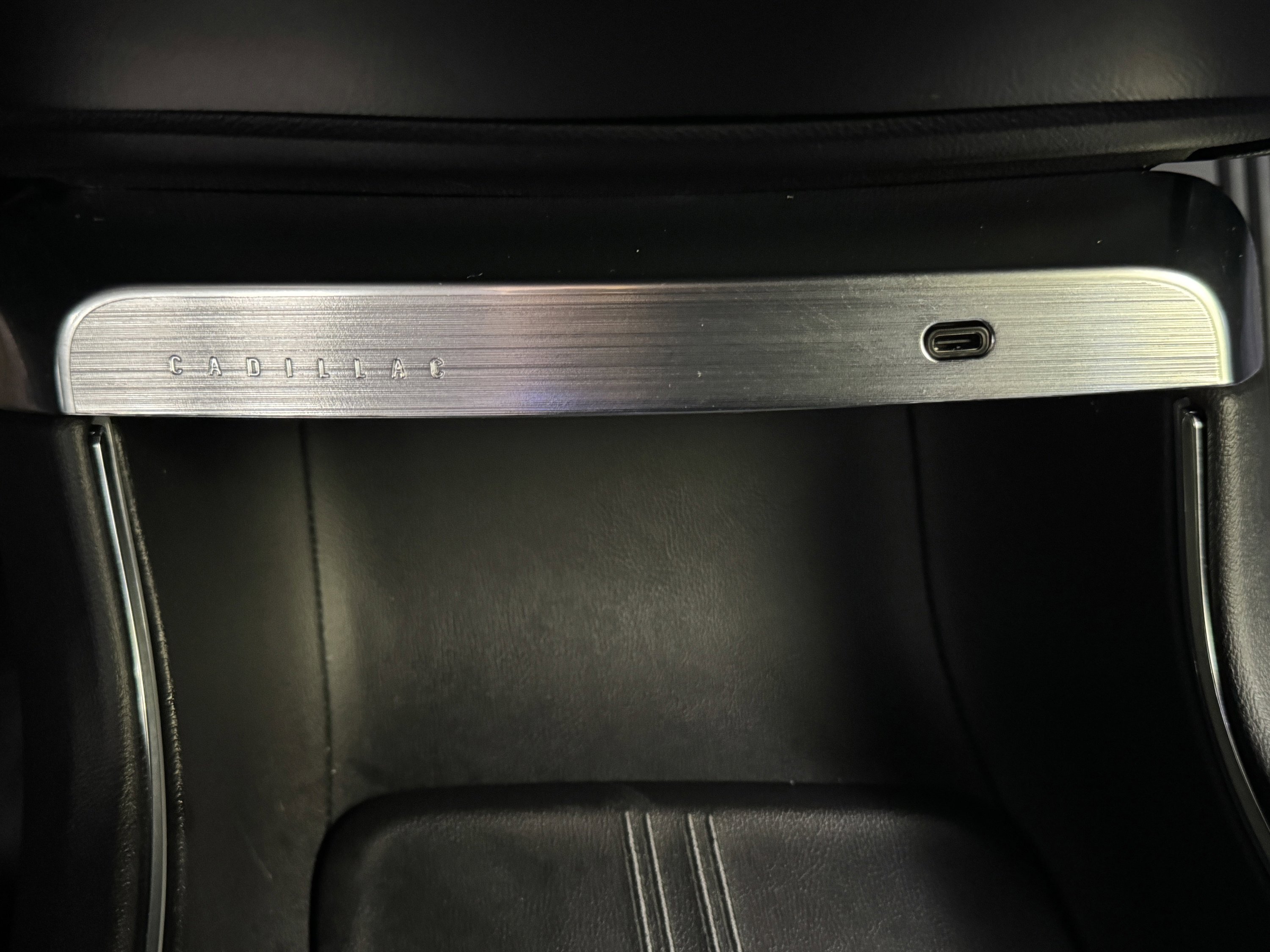 Used 2024 Cadillac Lyriq Luxury w/ LPO, Floor Liner Package image 21