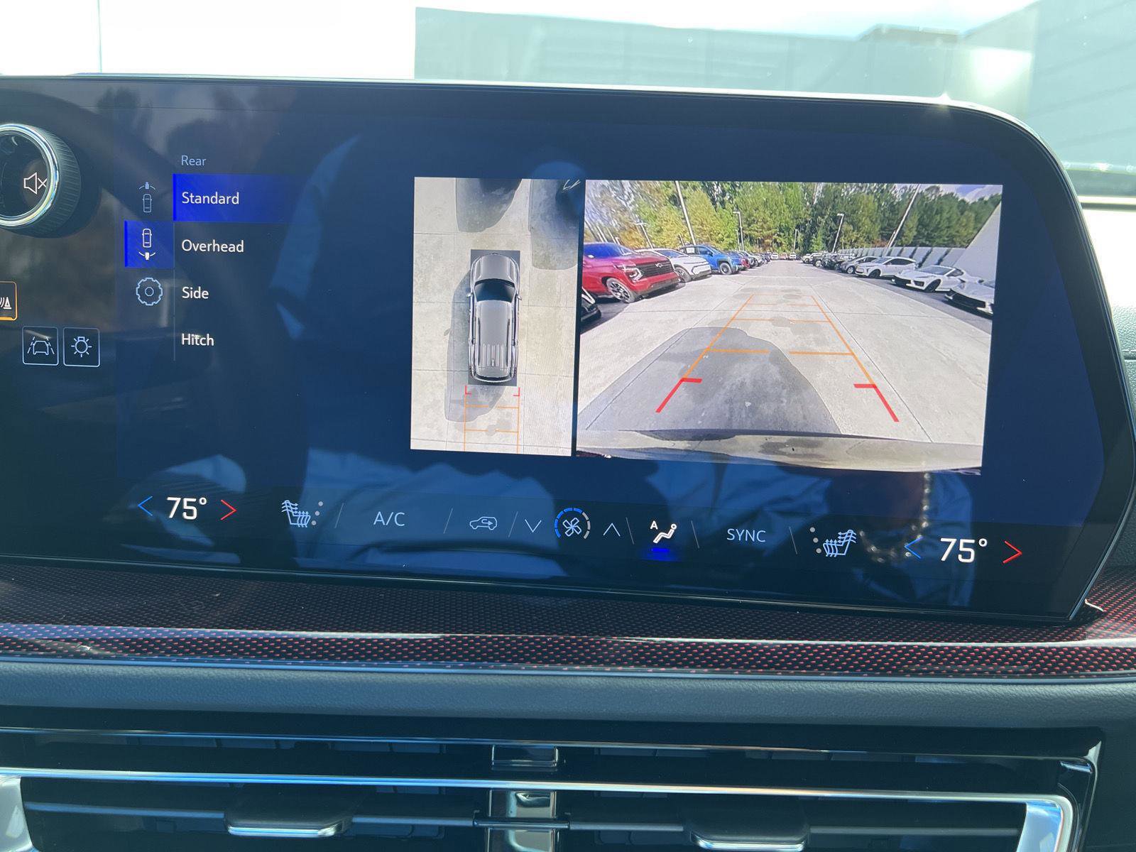 New 2026 Chevrolet Traverse Z71 w/ Driver Confidence Package image 33