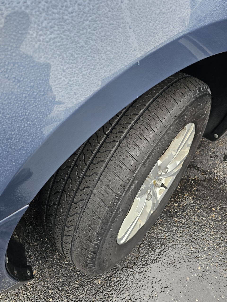 Used 2012 Chevrolet Equinox LT w/ Driver Convenience Package image 16