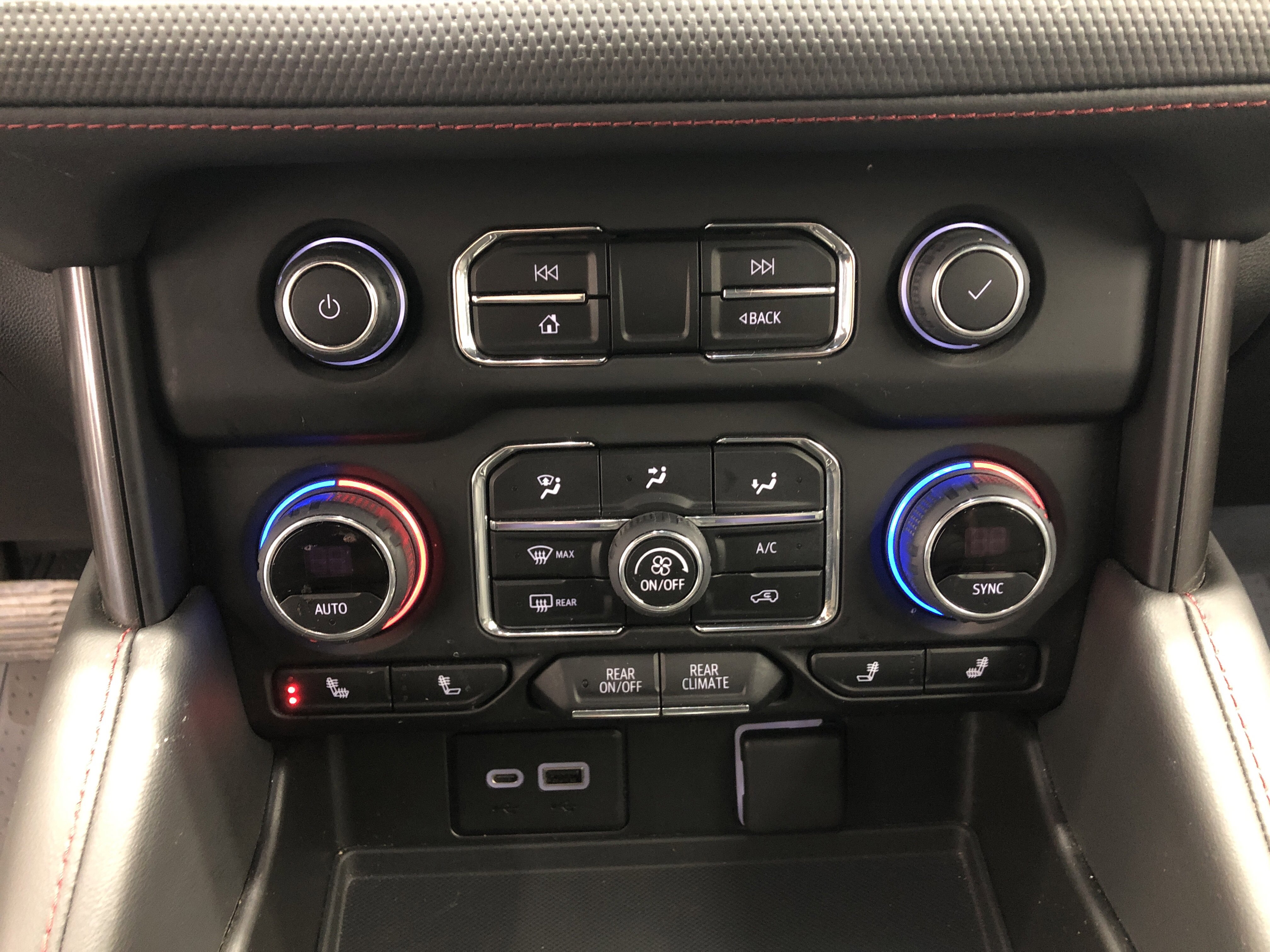 Used 2022 Chevrolet Tahoe RST w/ Sport Performance Package image 22