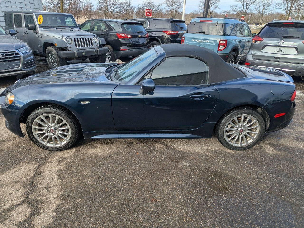 Used 2018 FIAT 124 Spider Classica image 4