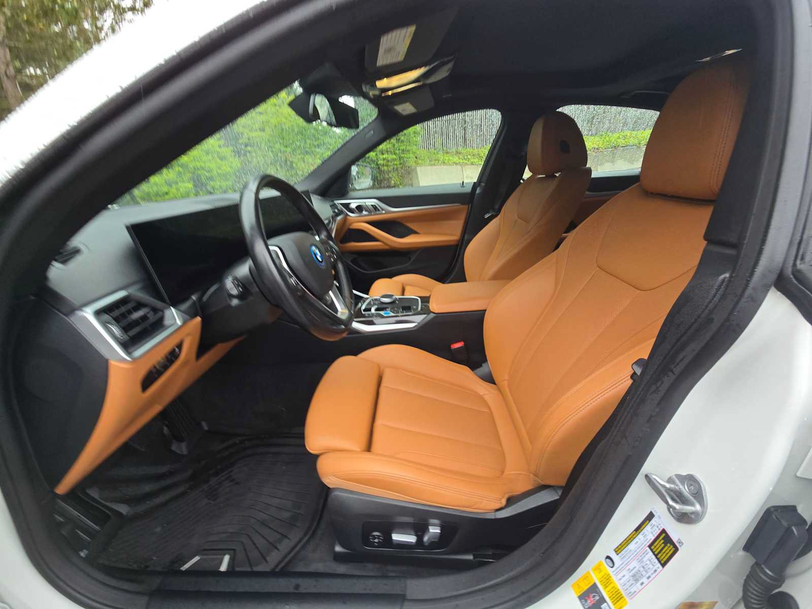 Used 2023 BMW i4 eDrive35 RWD image 21