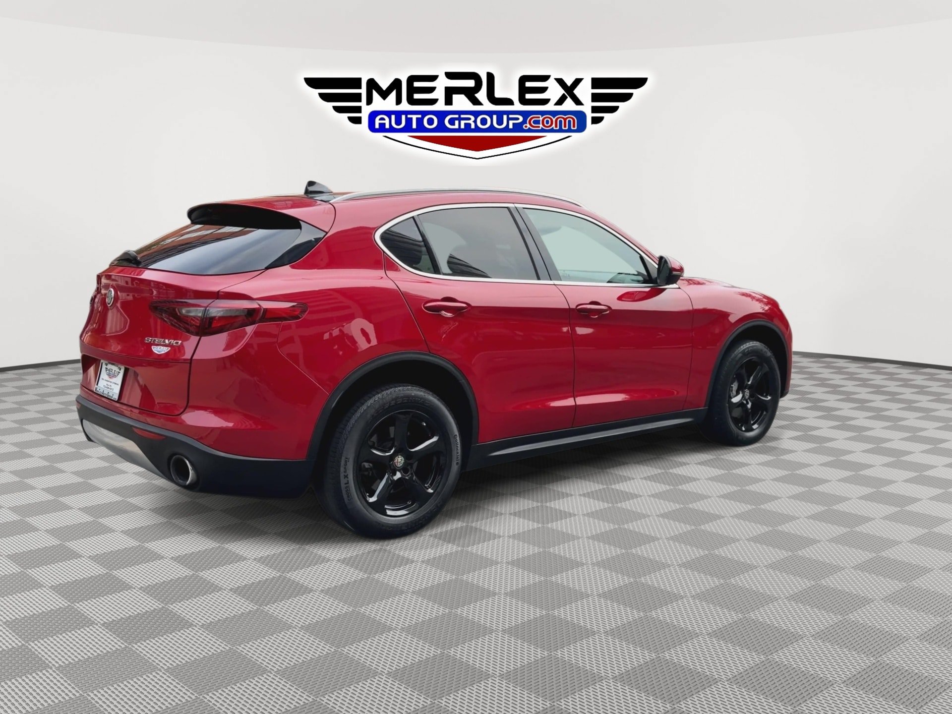 Used 2021 Alfa Romeo Stelvio Sprint w/ Sun & Sound Package RWD image 8