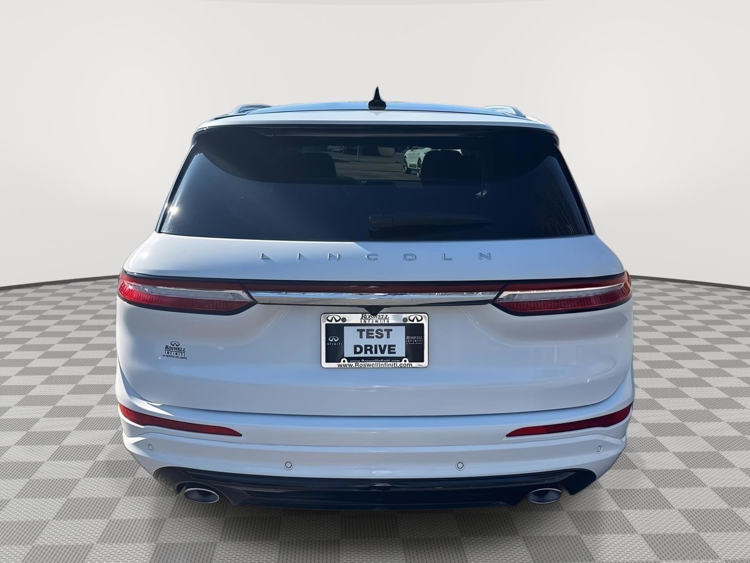 Used 2021 Lincoln Corsair Grand Touring w/ Equipment Group 301A image 6