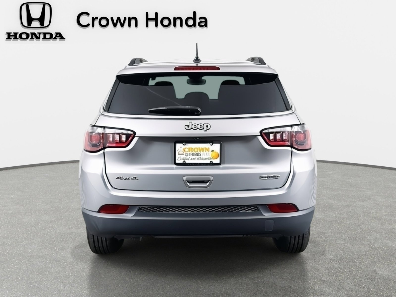 Used 2023 Jeep Compass Latitude image 7