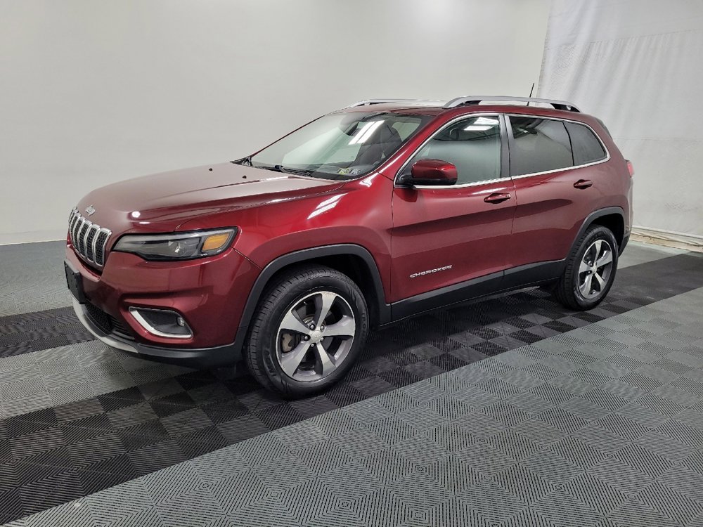Used 2019 Jeep Cherokee Limited image 2