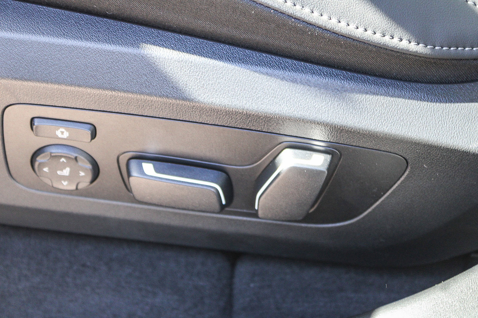 Used 2025 BMW X3 xDrive30i AWD/4WD image 21