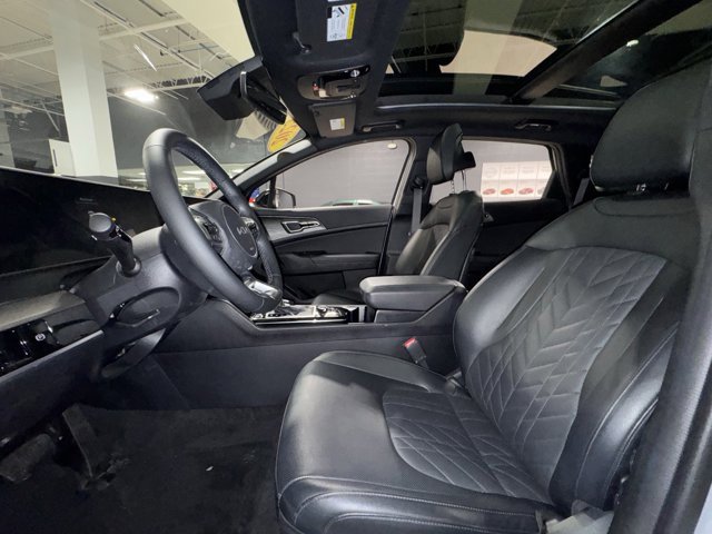 Used 2025 Kia Sportage X-Line w/ Premium Package image 19