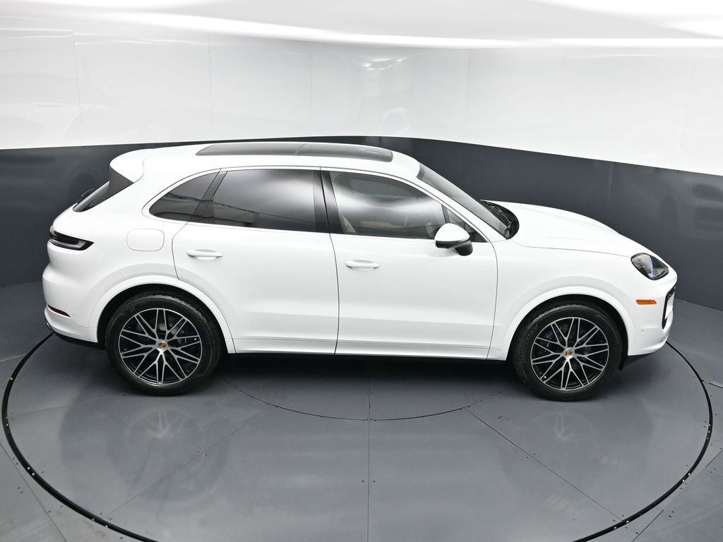 New 2026 Porsche Cayenne AWD/4WD image 18