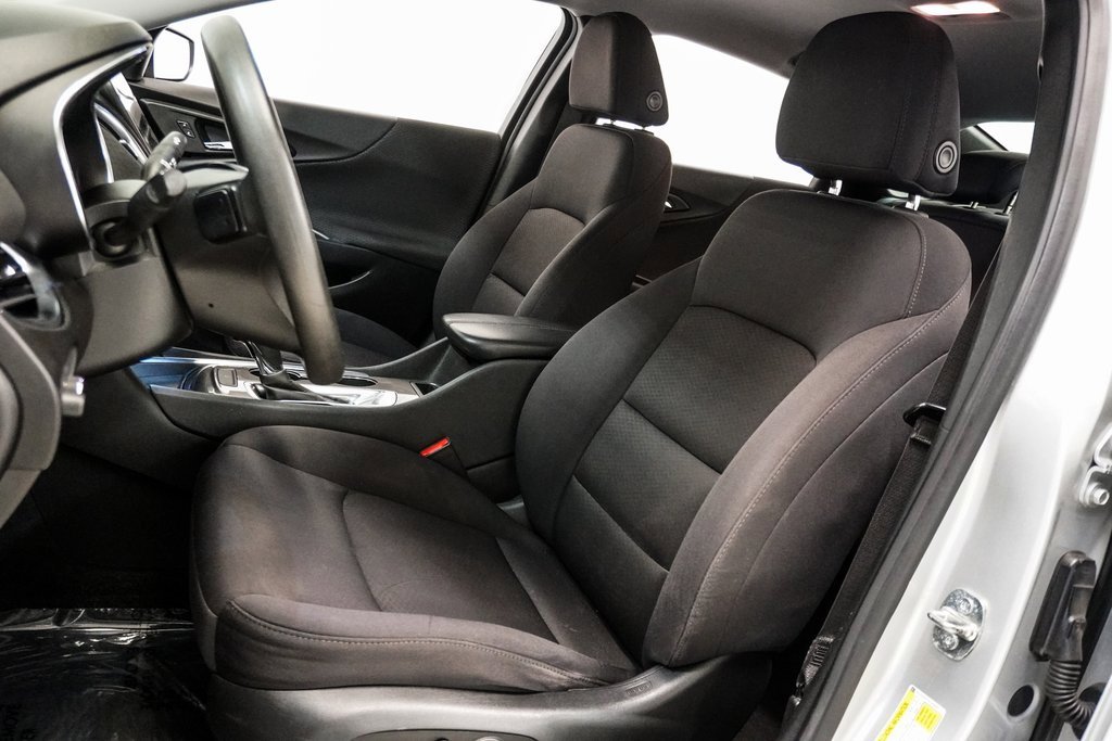 Used 2020 Chevrolet Malibu LT image 6