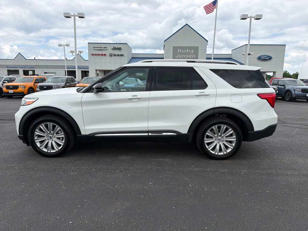 Used 2023 Ford Explorer Limited w/ Limited Technology Package AWD/4WD image 2