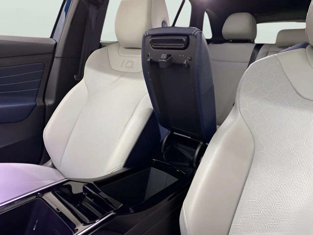 Used 2023 Volkswagen ID.4 S RWD image 85
