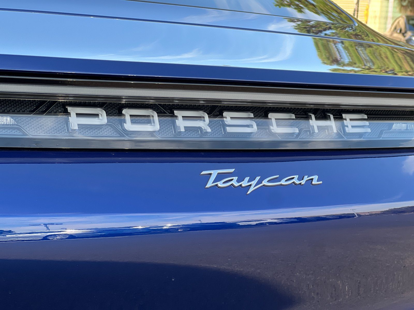 New 2026 Porsche Taycan RWD image 27