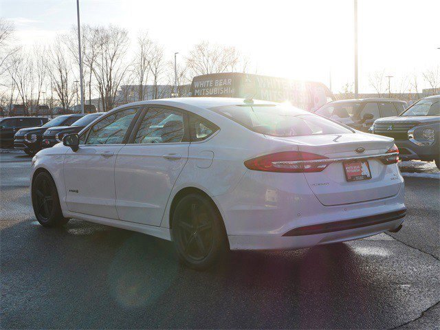 Used 2017 Ford Fusion SE image 5