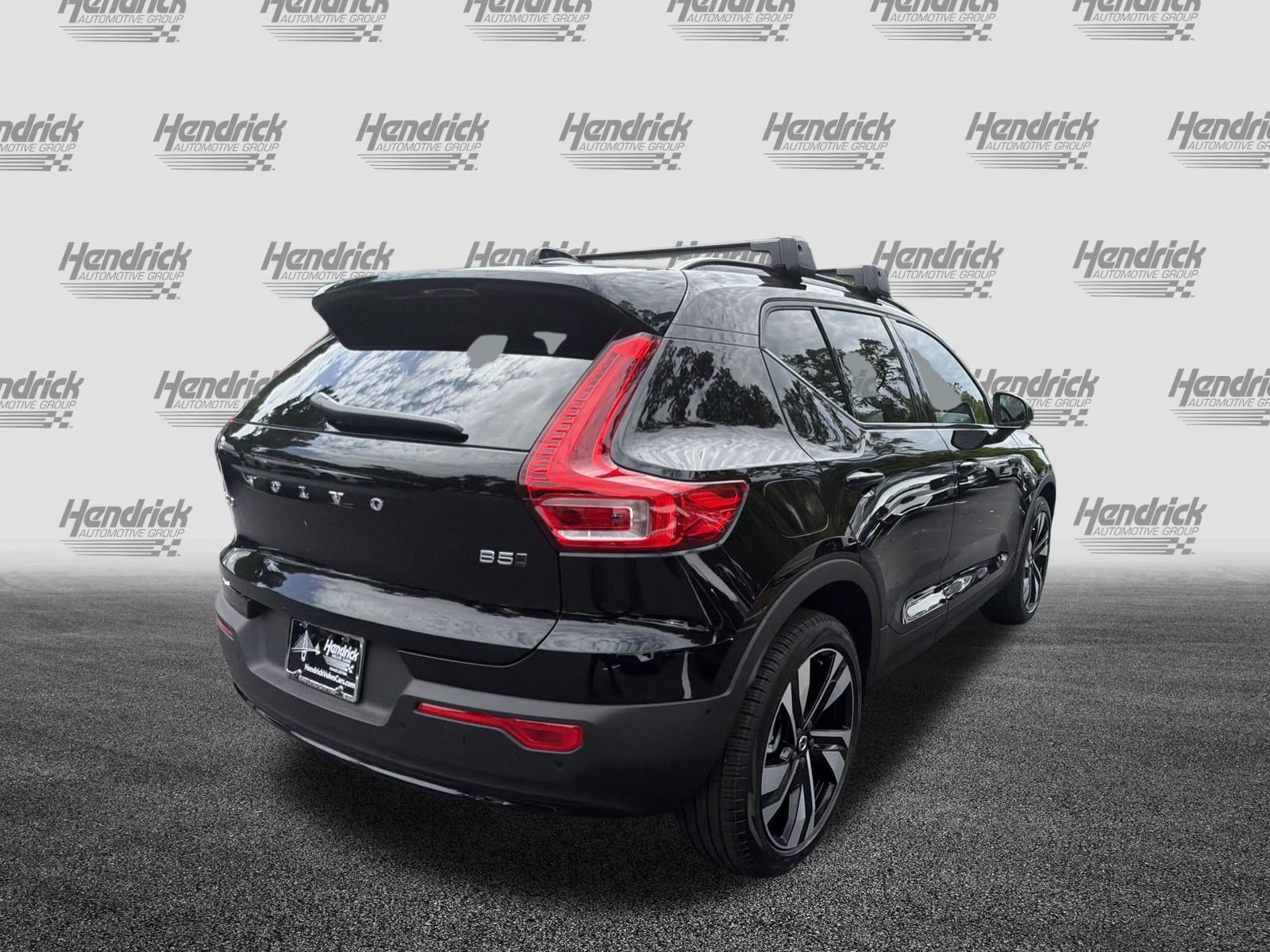 New 2026 Volvo XC40 B5 Ultra w/ Protection Package Premier AWD/4WD image 9