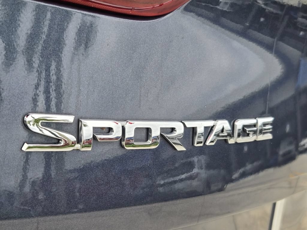 Used 2022 Kia Sportage EX FWD image 14
