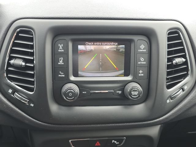 Used 2017 Jeep Compass Sport w/ Cold Weather Group image 21
