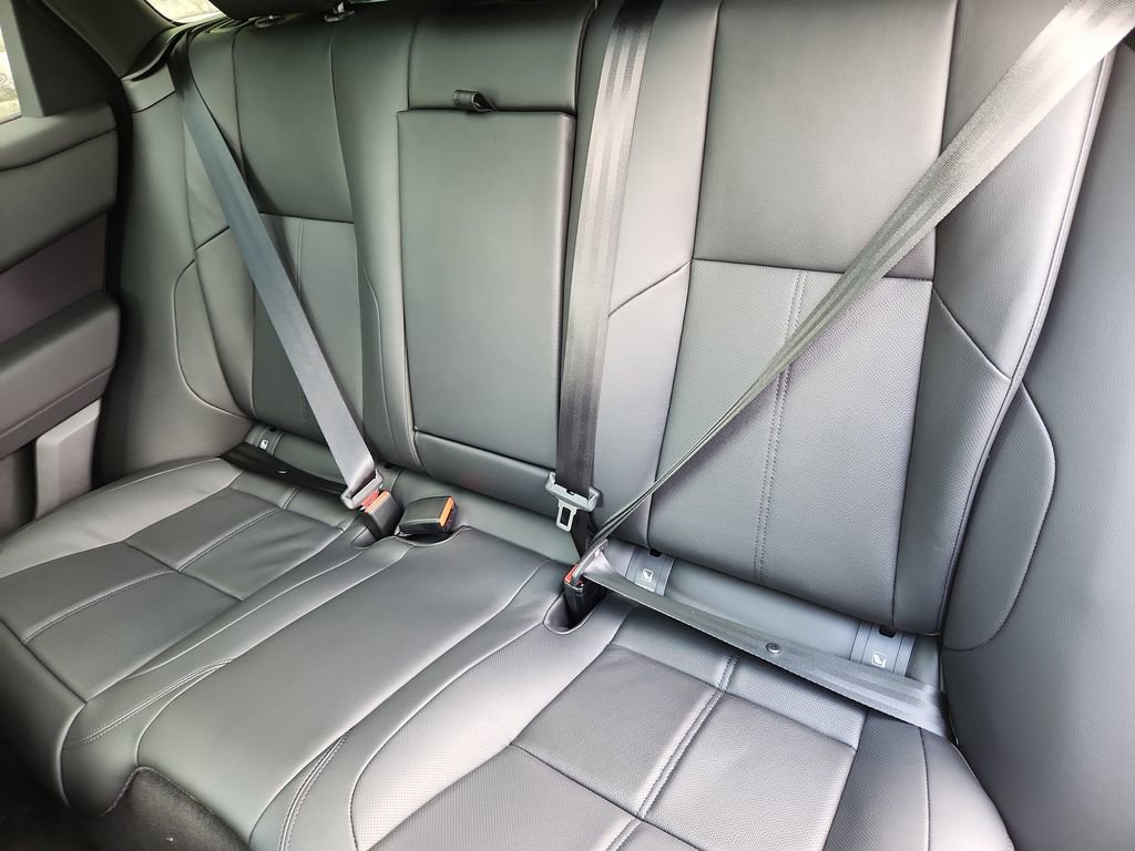 New 2026 Land Rover Range Rover Velar Dynamic SE image 25