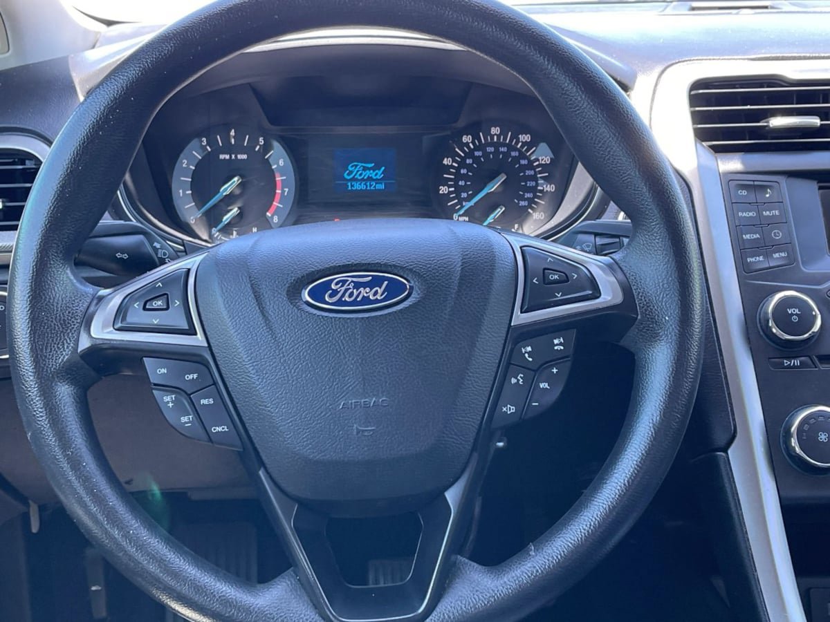 Used 2017 Ford Fusion S FWD image 12