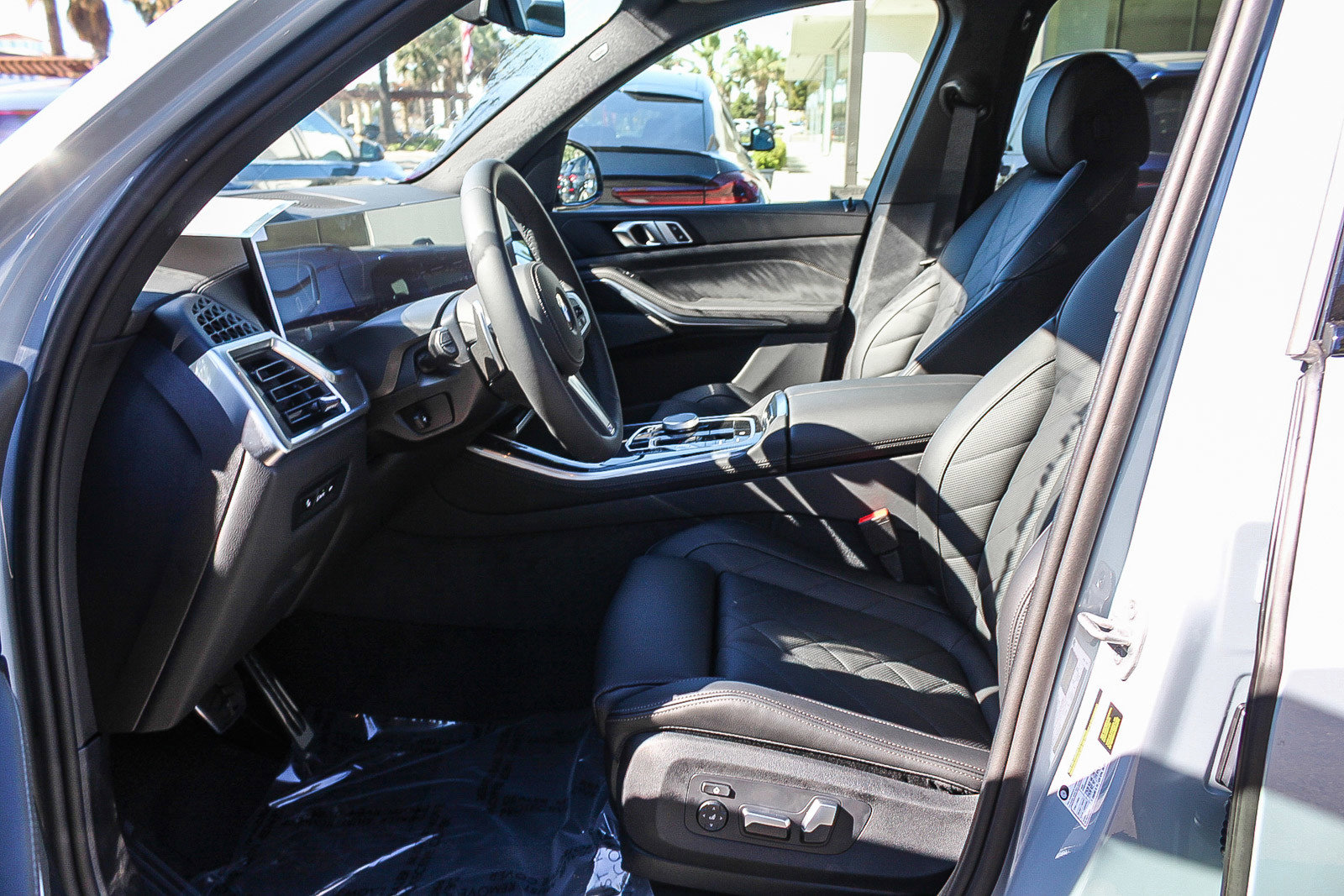 New 2026 BMW X5 sDrive40i w/ M Sport Package image 17