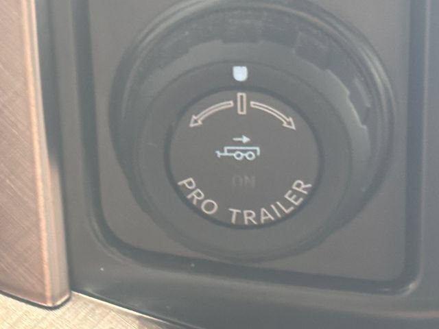 Used 2023 Ford F150 King Ranch w/ Equipment Group 601A High AWD/4WD image 31