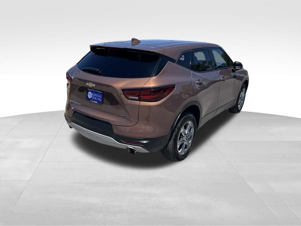 Used 2023 Chevrolet Blazer LT AWD/4WD image 7