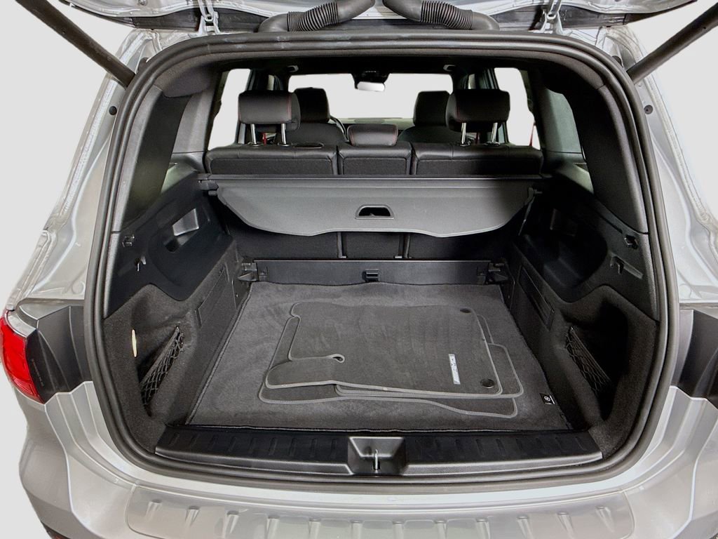 Used 2024 Mercedes-Benz GLB 35 AMG 4MATIC image 26