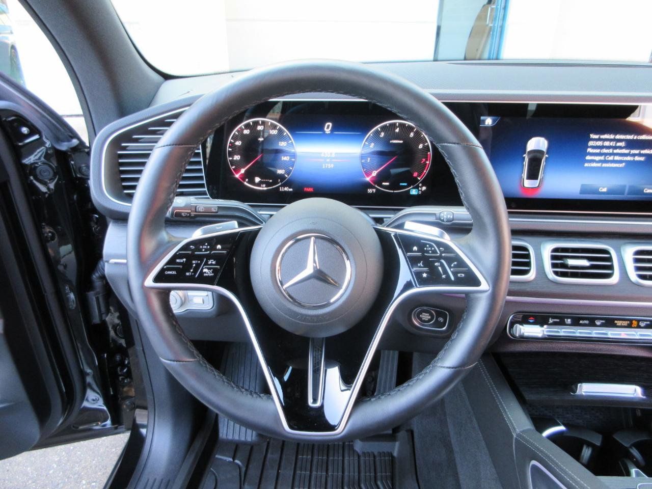 Used 2025 Mercedes-Benz GLE 580 4MATIC image 45