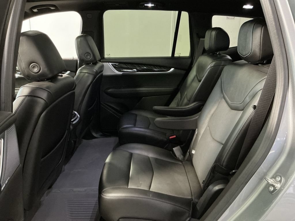 Used 2024 Cadillac XT6 Premium Luxury AWD/4WD image 25