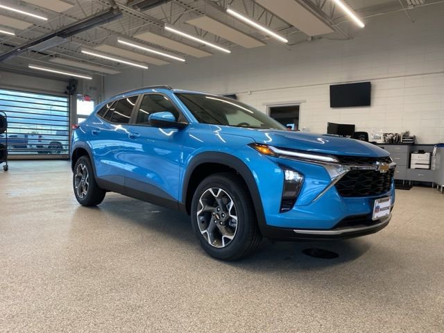 New 2025 Chevrolet Trax LT w/ LT Convenience Package image 3