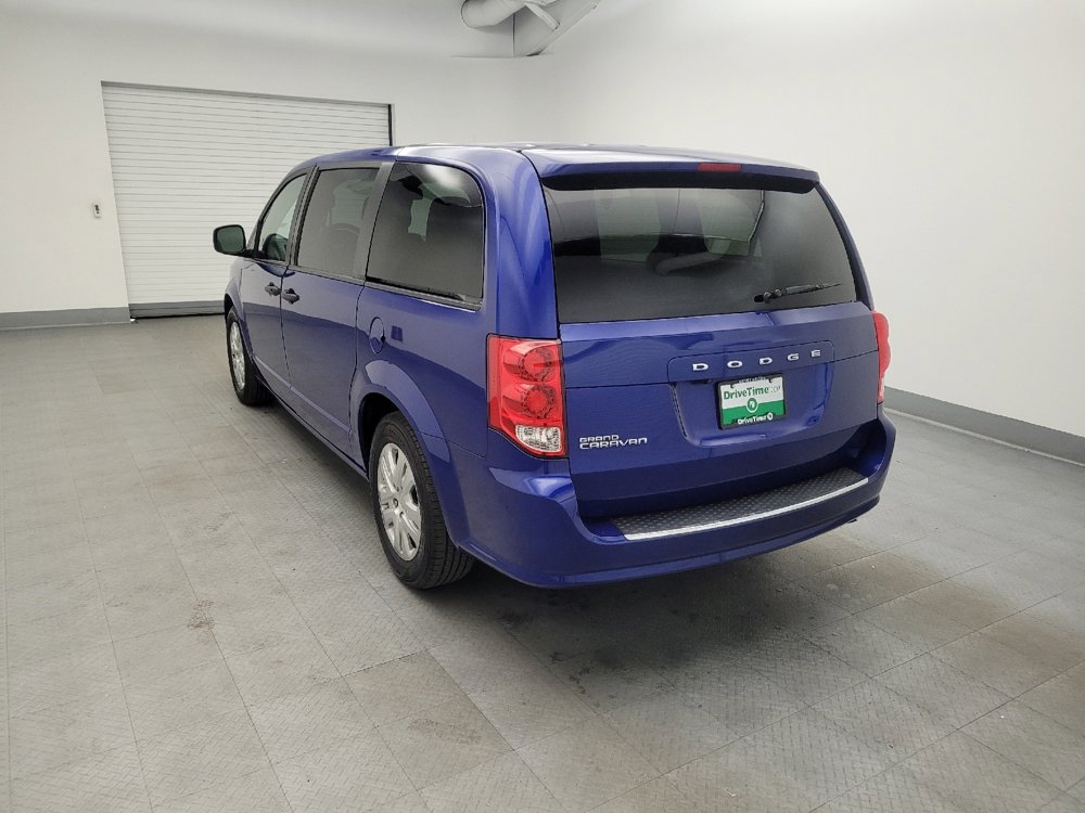Used 2020 Dodge Grand Caravan SE image 5