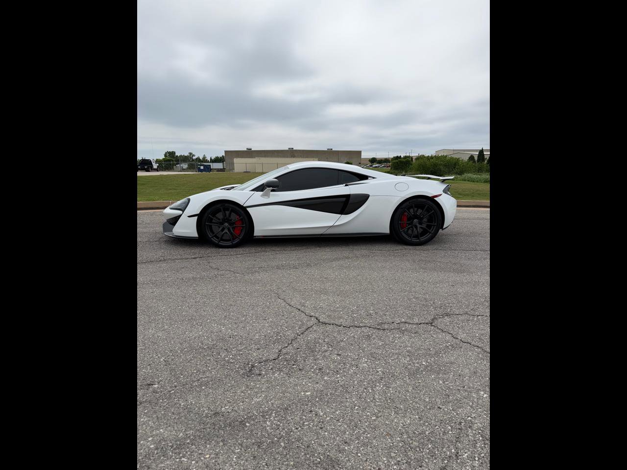 Used 2017 McLaren 570S Coupe RWD image 1