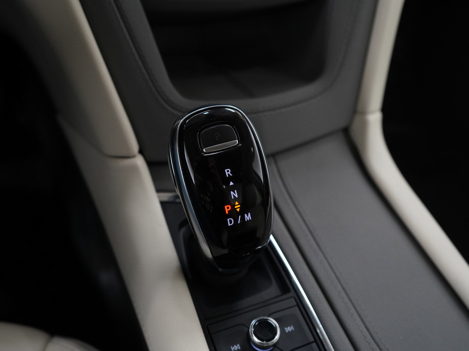 Used 2021 Cadillac XT5 Premium Luxury image 25