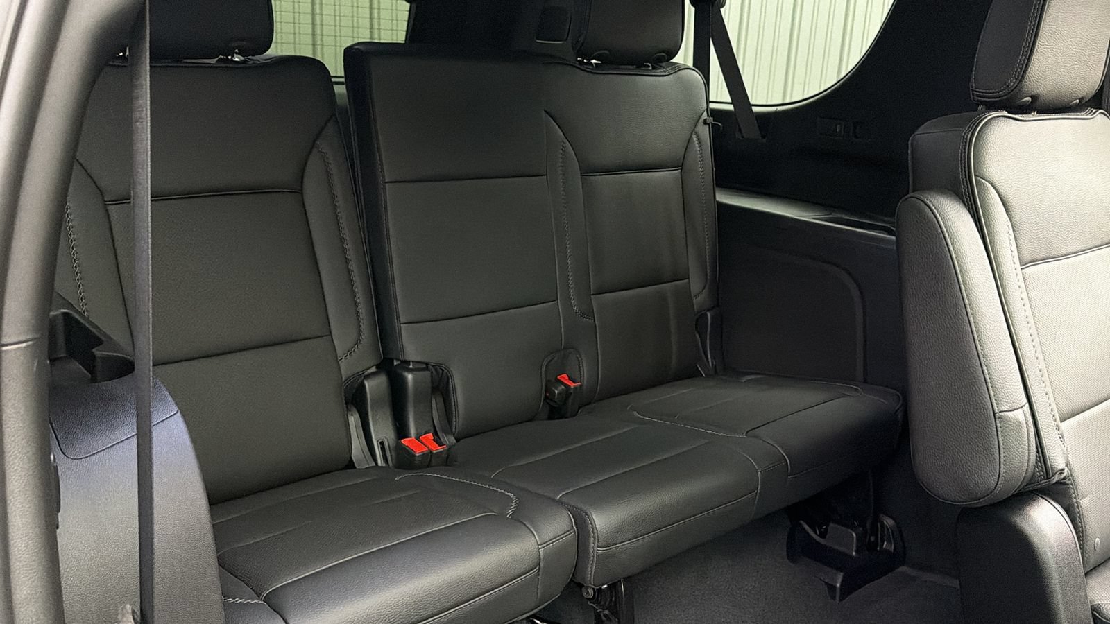 Used 2026 GMC Yukon XL Denali w/ Sun & Power Step Package AWD/4WD image 39