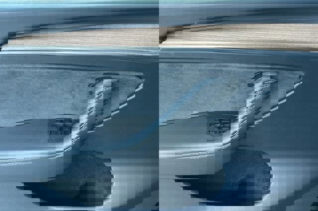 Used 2025 Tesla Model Y Long Range image 13